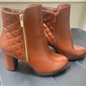 New York & Company Tan Quilted Ankle Boots
